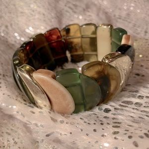 Natural / neutral multicolored stretch bangle like bracelet